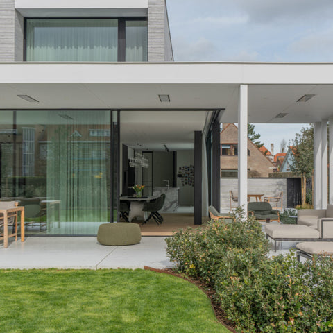 Image of Bromic Heating 33" Platinum Smart-Heat Electric Outdoor Patio Heater 2300W 220-240V White - BH0320007