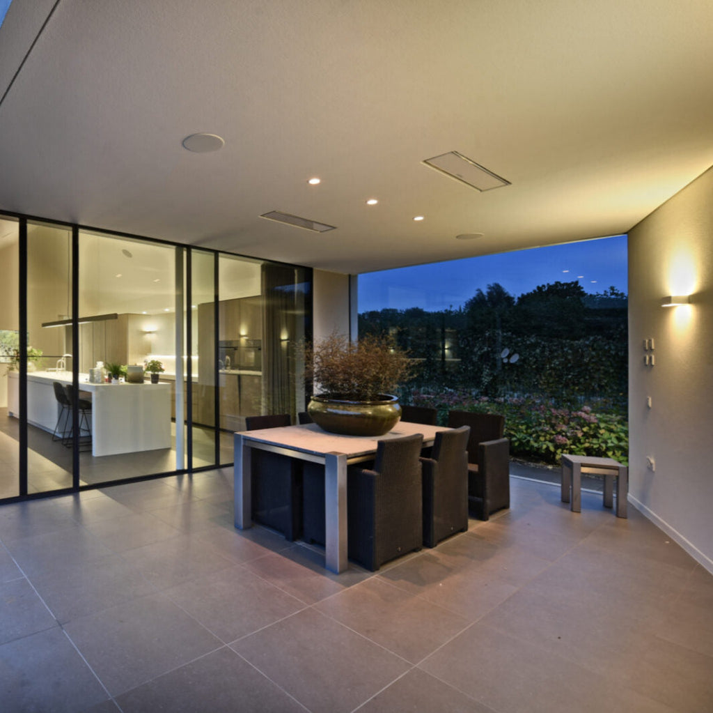 Bromic Heating 53" Platinum Smart-Heat Electric Outdoor Patio Heater 4500W 208V White | BH3622005