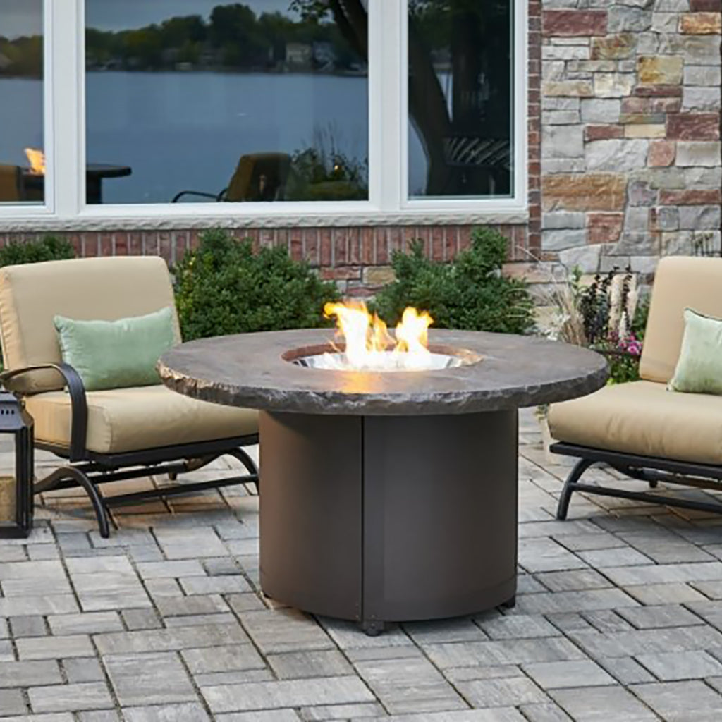 The Outdoor GreatRoom Company Marbleized Noche Beacon Round Gas Fire Pit Table - BC-20-MNB